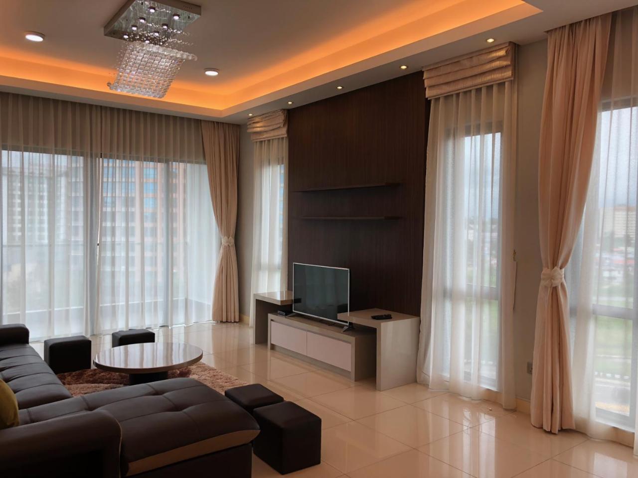 The Loft Imago Apartment Kota Kinabalu Exterior photo