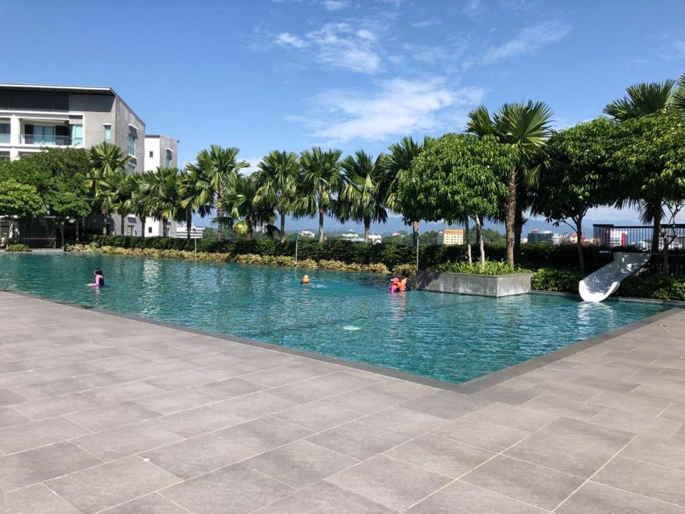 The Loft Imago Apartment Kota Kinabalu Exterior photo